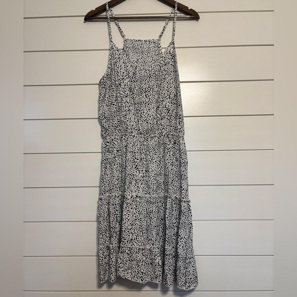 Elegant Black and White Spotted Dress